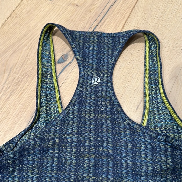 Lululemon Racerback Tank. Size 2. - Picture 3 of 3